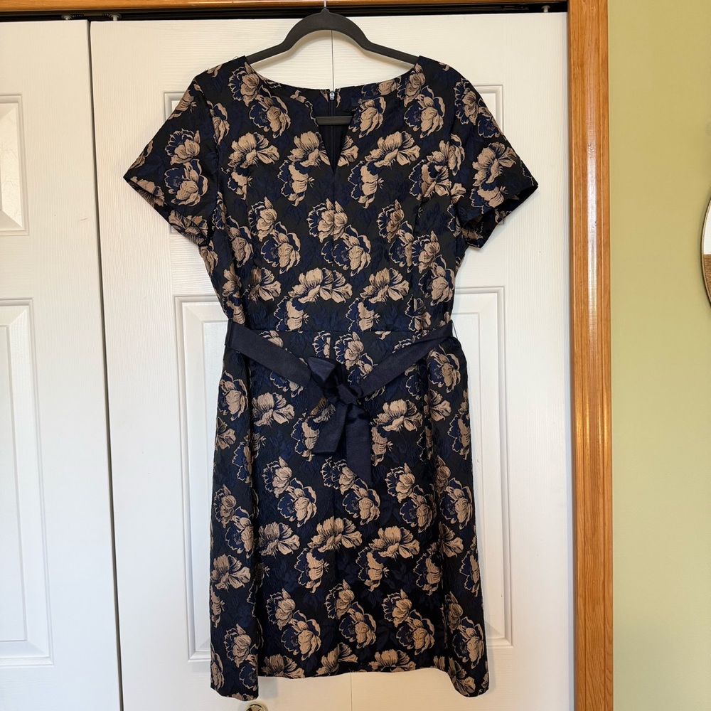 Brooks Brothers Navy and Beige Floral Midi Dress